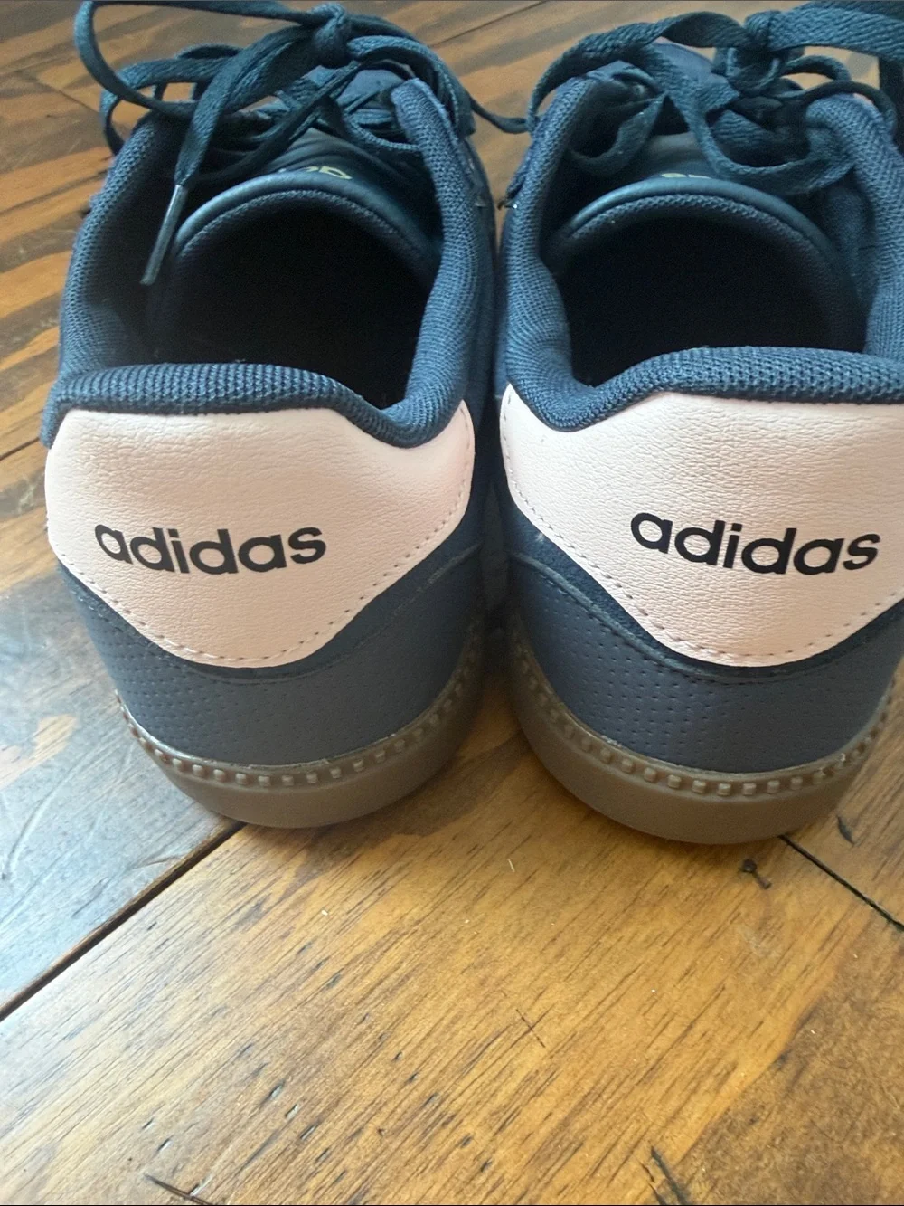 adidas Breaknet Sleek Sneaker